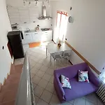 Little Flower Appartement *