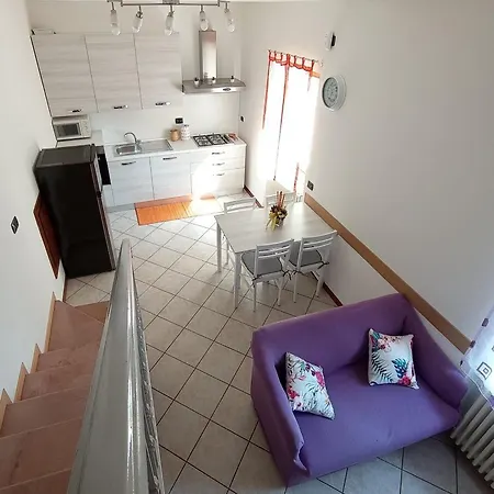 Little Flower Lägenhet *